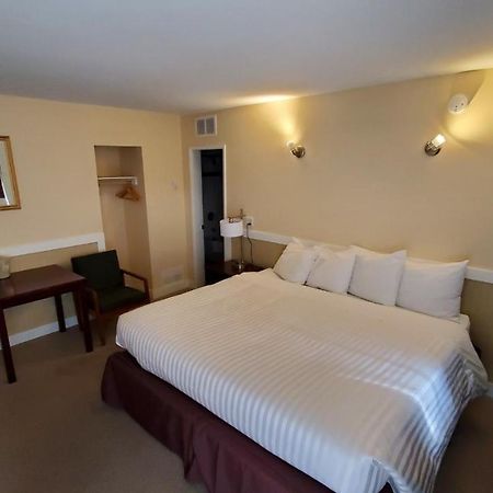 Comox Valley Inn & Suites Courtenay Zewnętrze zdjęcie