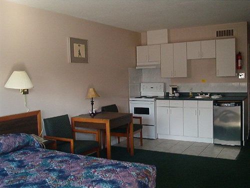 Comox Valley Inn & Suites Courtenay Zewnętrze zdjęcie
